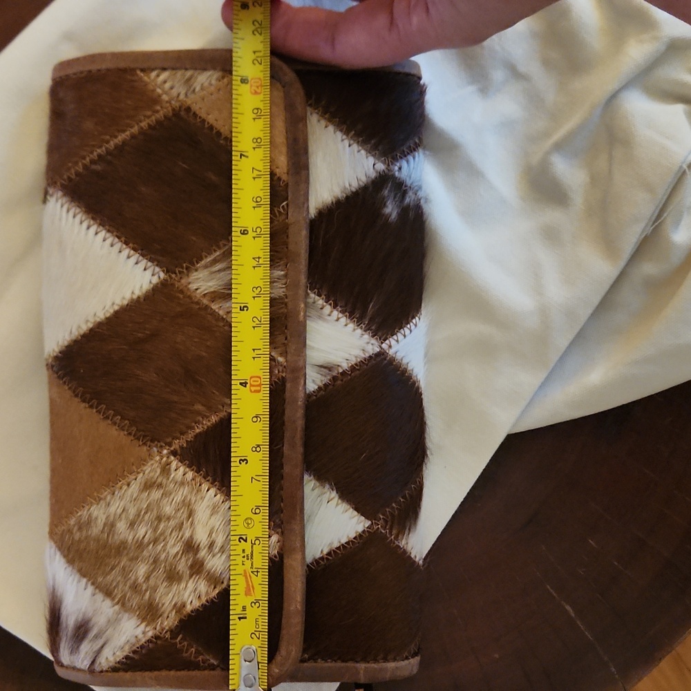 Cowhide Patchwork Wallet - Picture 9 of 10